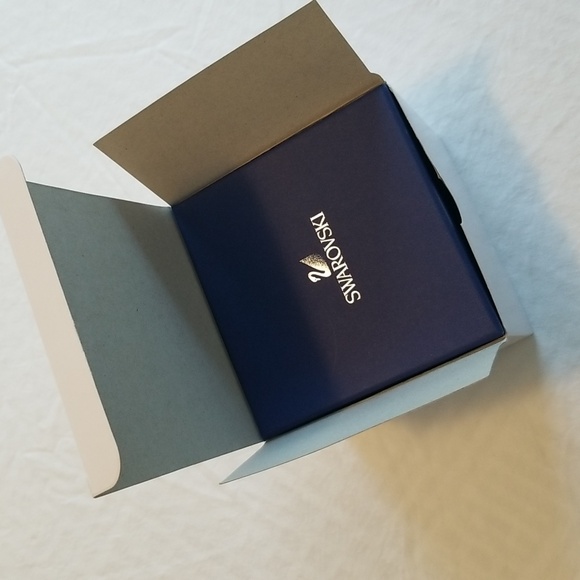 SWAROVSKI 2 strap watch - Picture 12 of 16